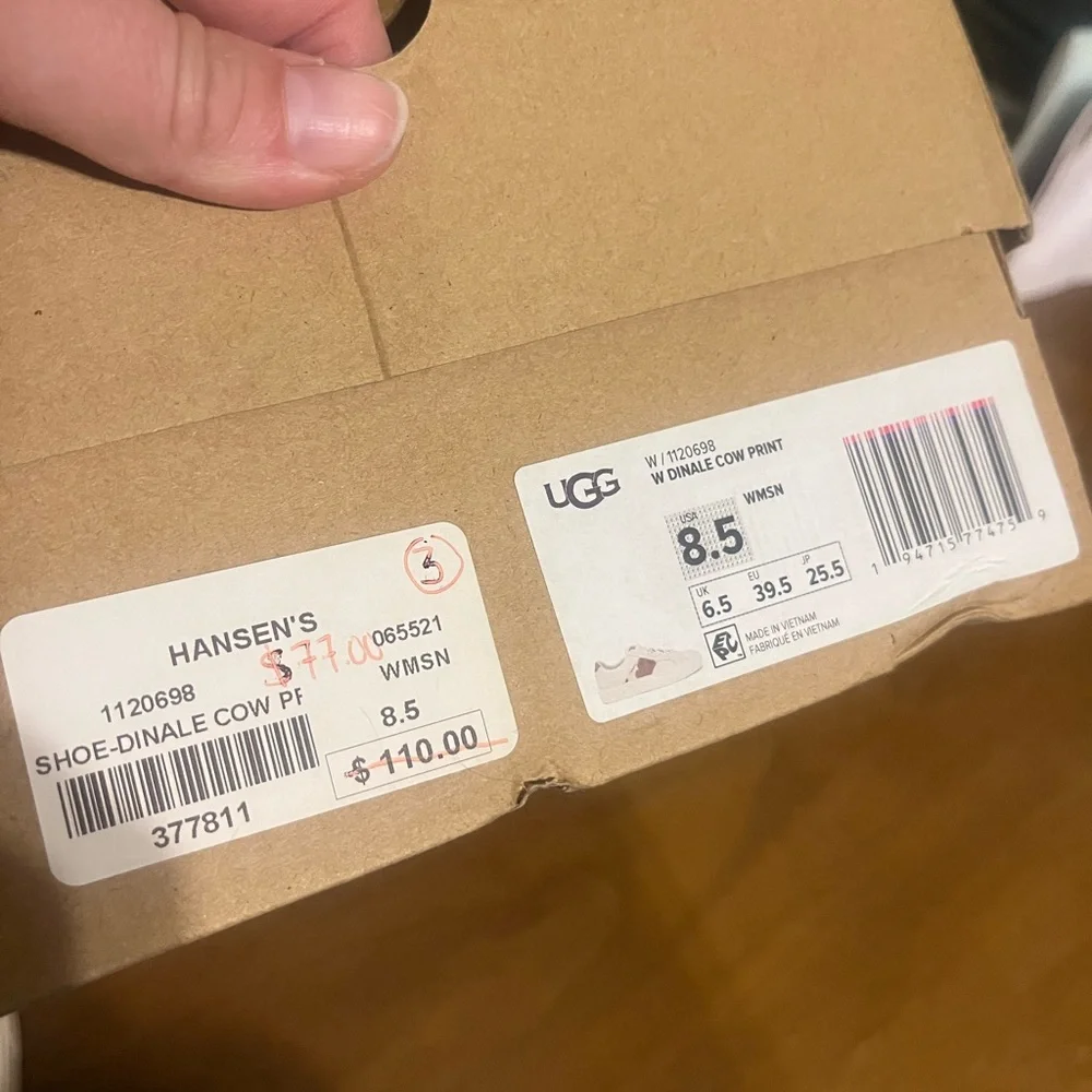 Cow print UGG sneakers - Picture 4 of 6